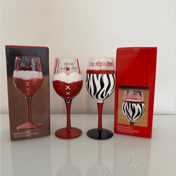 Kirklands Other - Kirkland's Christmas Wine Glass Set